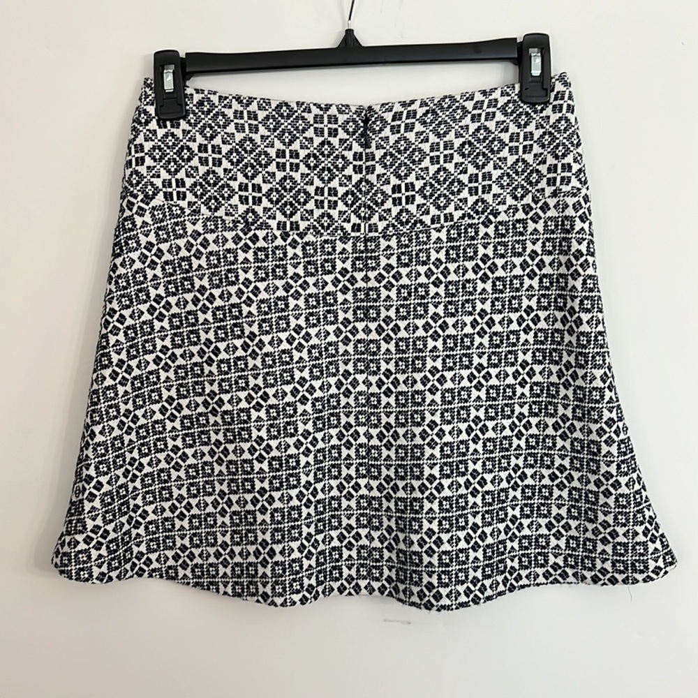 Tory Burch blue and ivory skirt style 51151324 A-line size 4 18” length - Picture 4 of 14